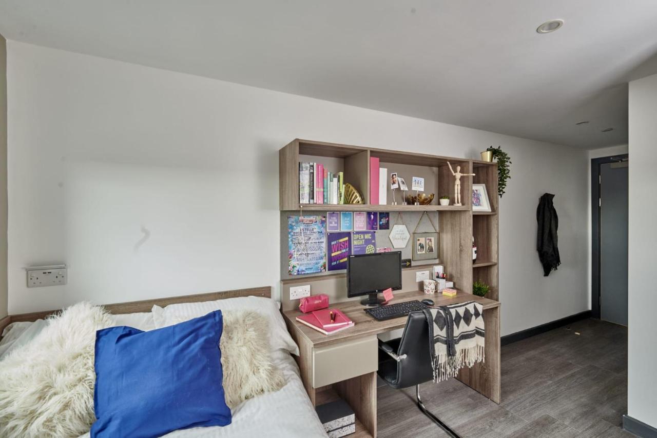 Trinity View In Coventry Apartment Exterior photo