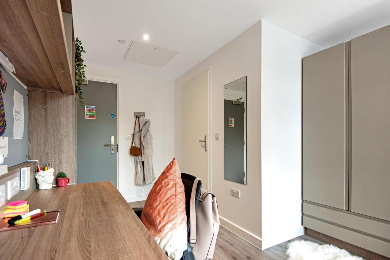 Trinity View In Coventry Apartment Exterior photo